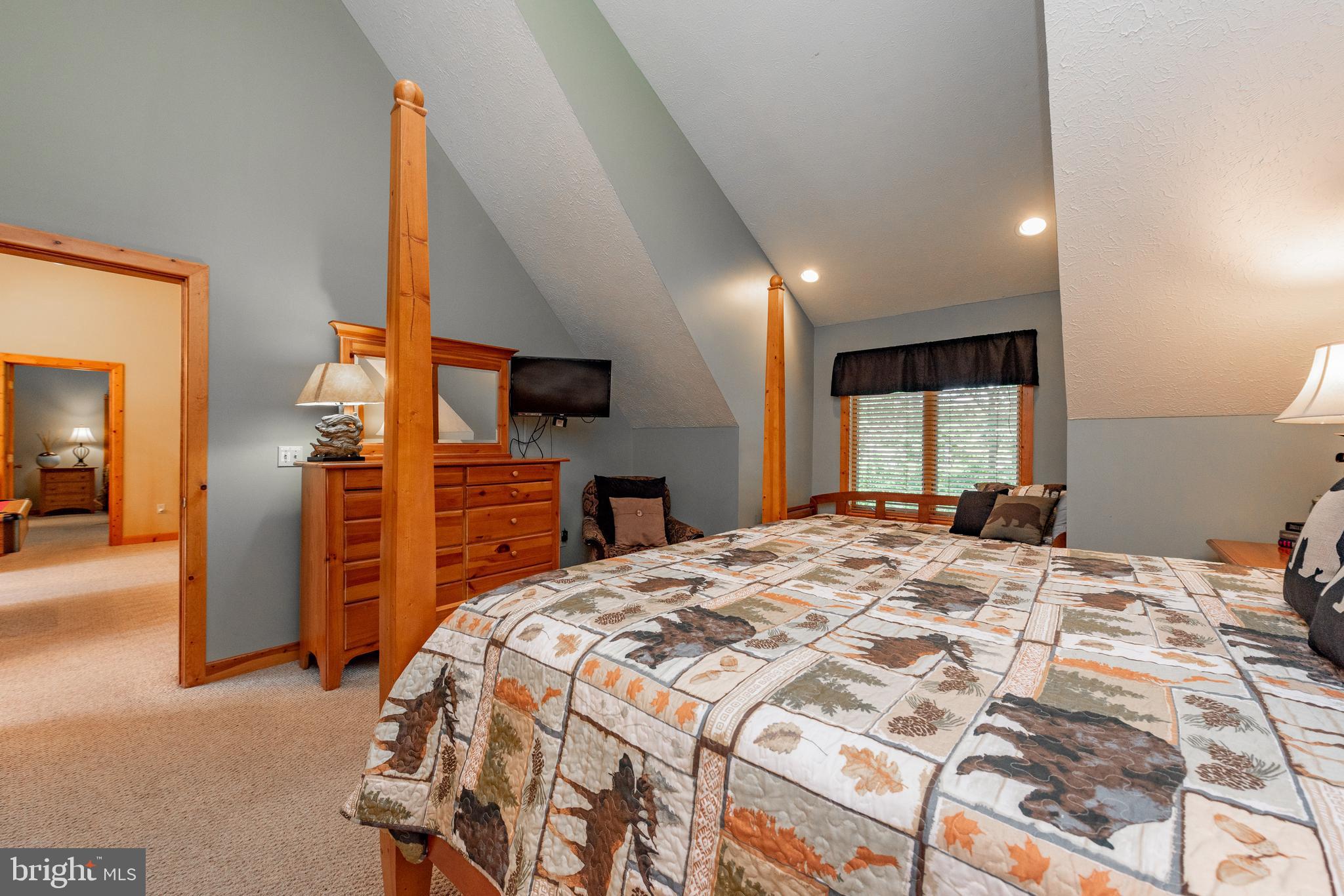 ALPINE VILLAGE - Residential