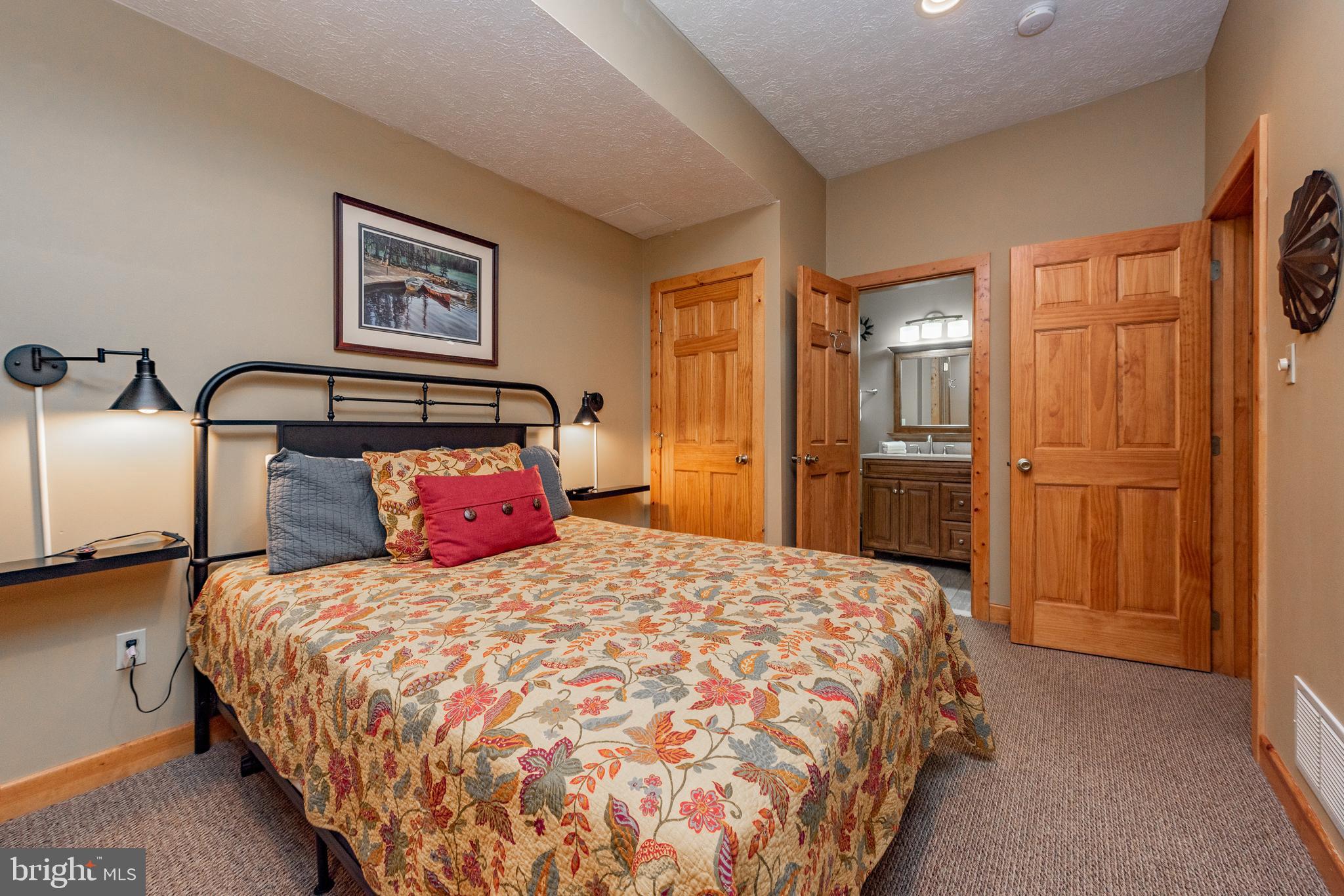 ALPINE VILLAGE - Residential