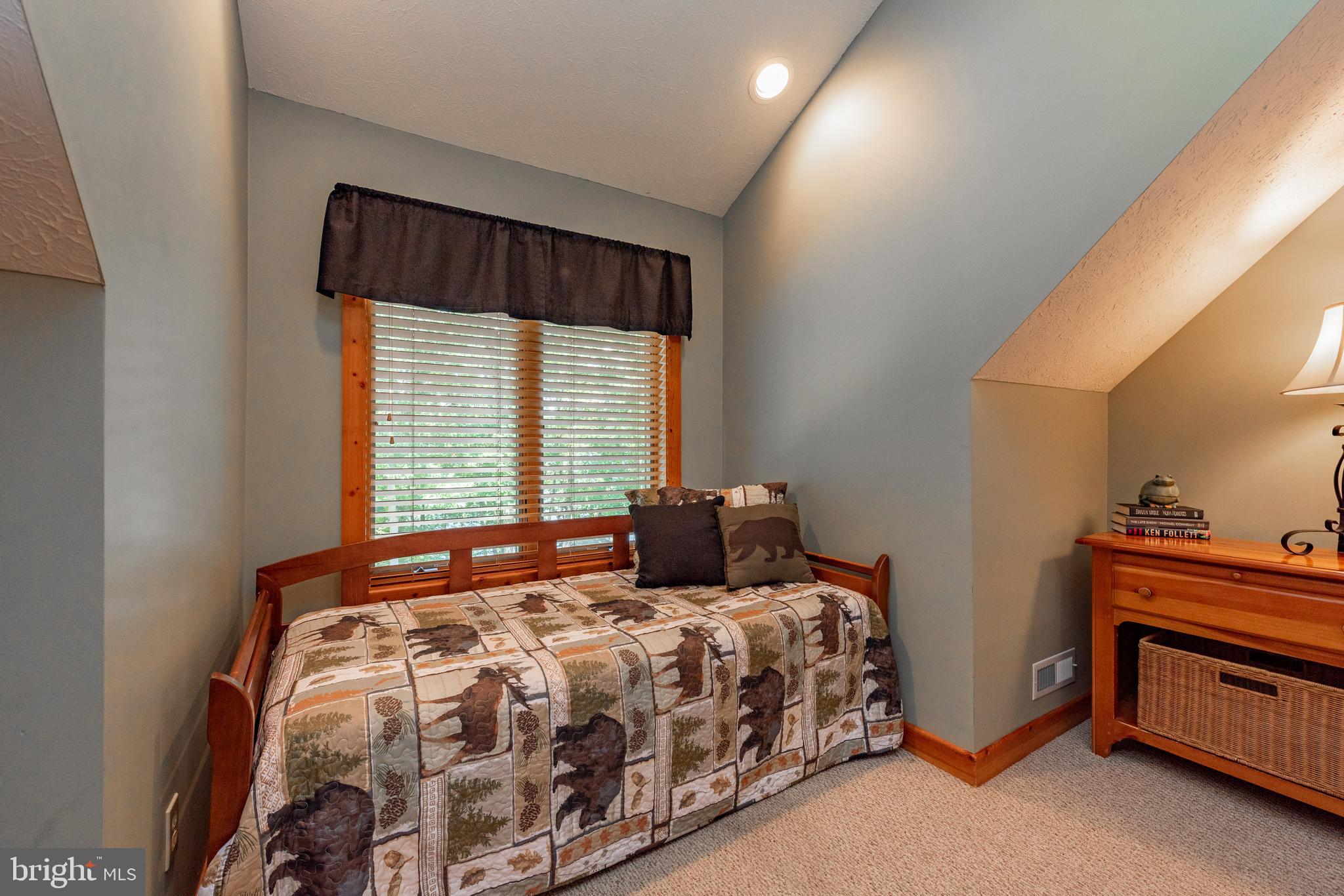 ALPINE VILLAGE - Residential