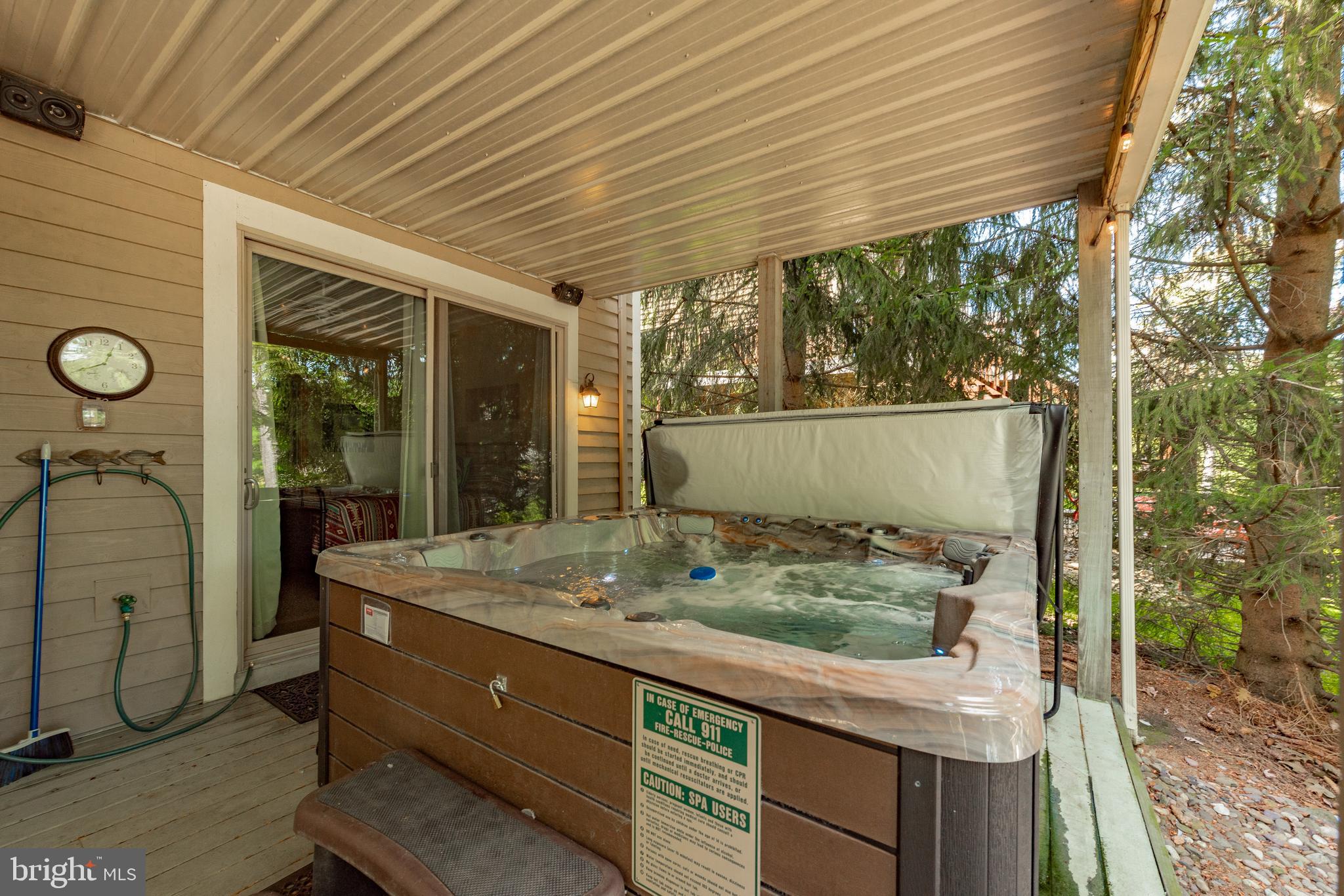 ALPINE VILLAGE - Residential