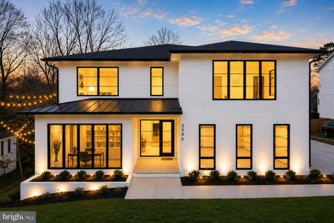 Photo of 3946 N Dumbarton Street, MCLEAN, VA 22101 (MLS # VAFX2330314)