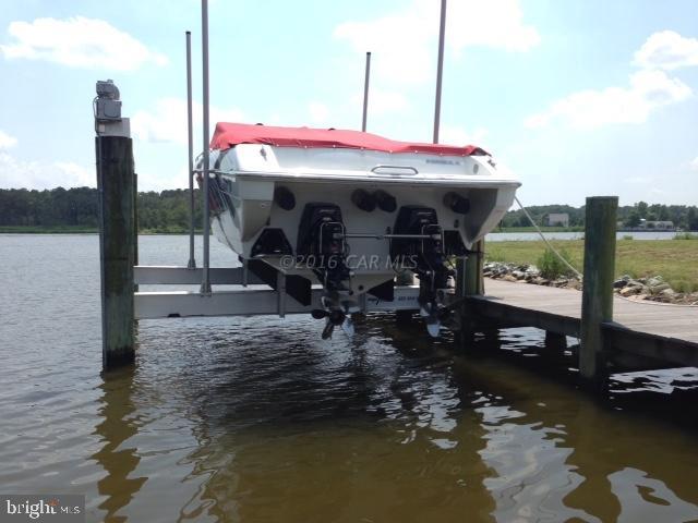 HIDDEN HARBOR - Land