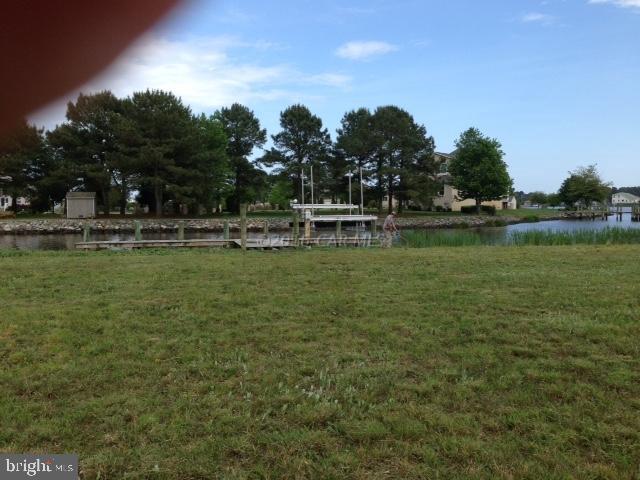 HIDDEN HARBOR - Land