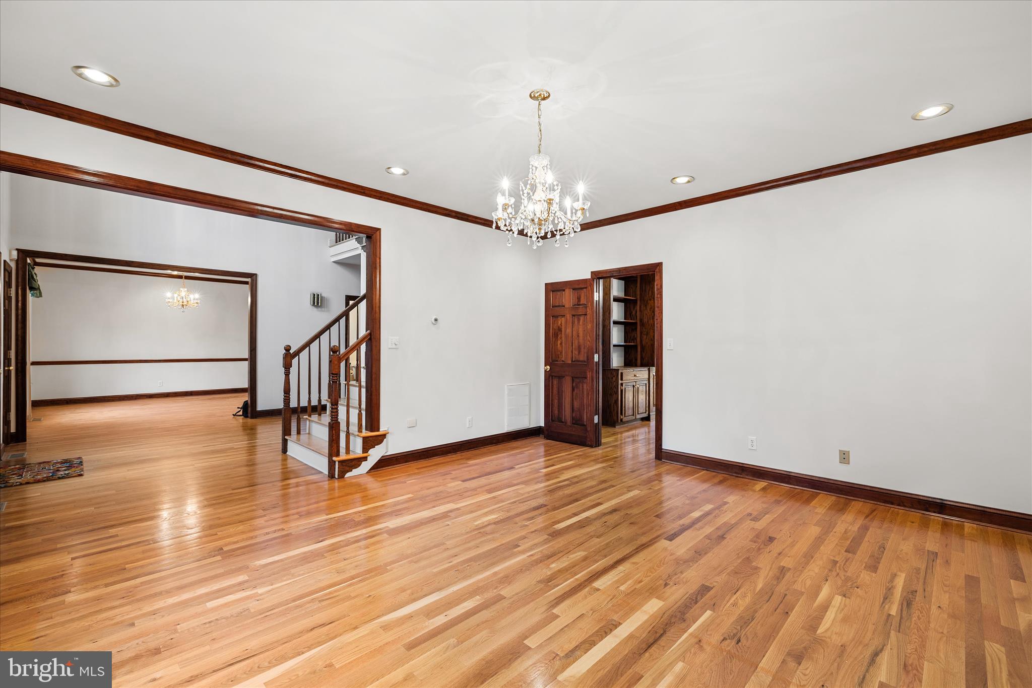 NUTTERS CROSSING - Residential