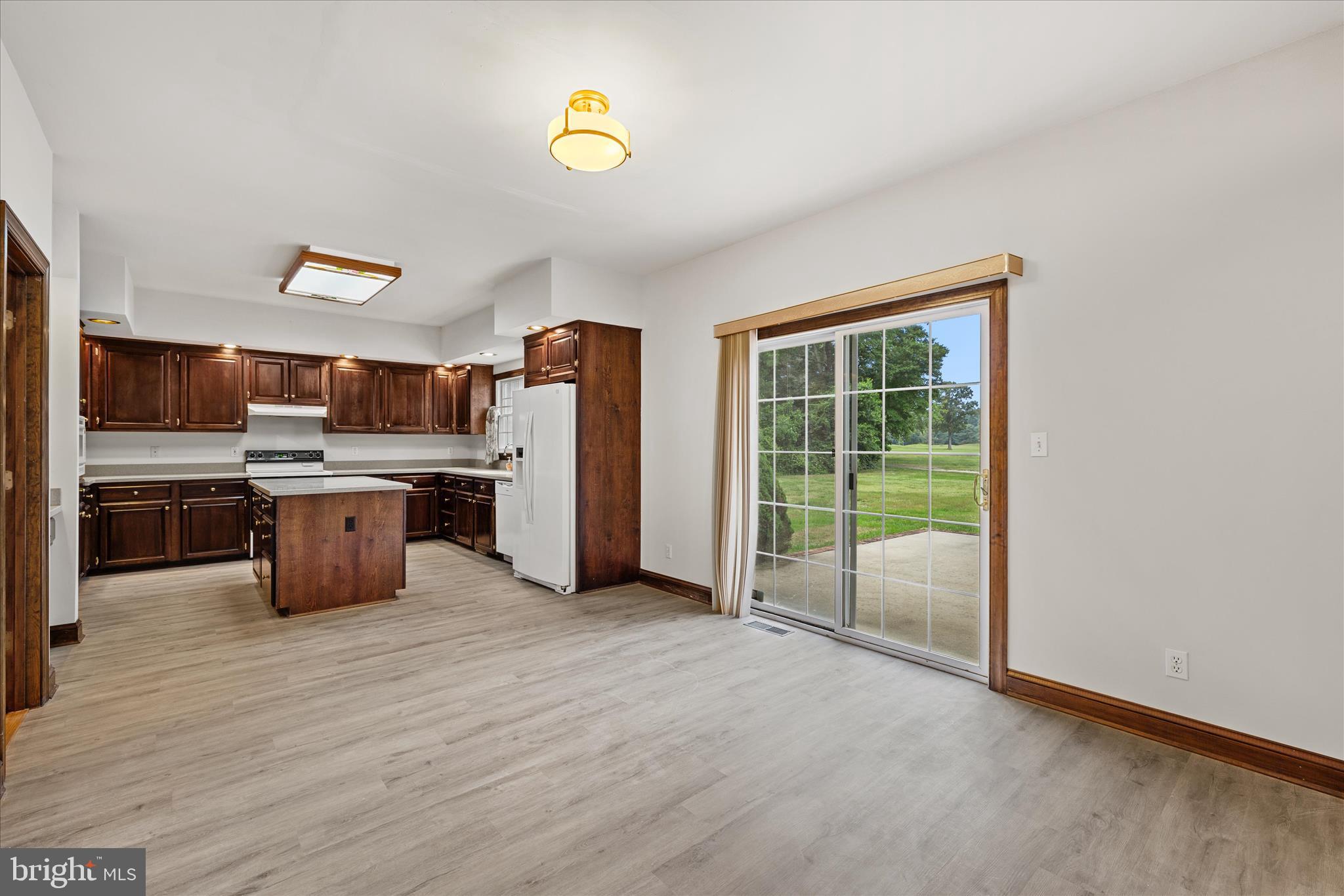 NUTTERS CROSSING - Residential