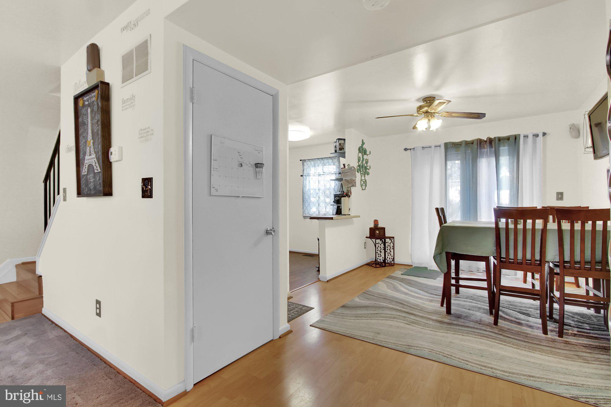 BRENTWOOD SQUARE - Residential