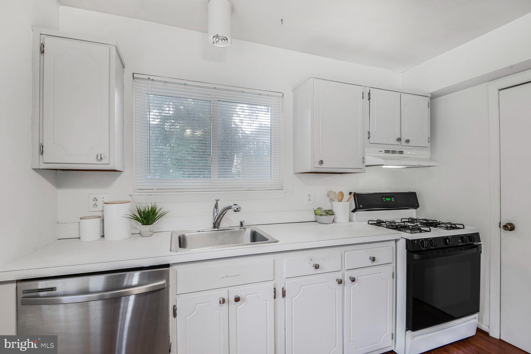 OAKLAND MILLS - Residential