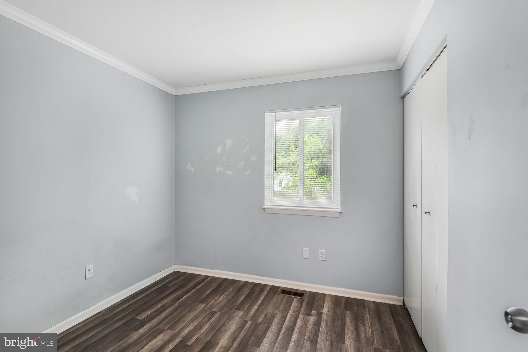 OAKLAND MILLS - Residential