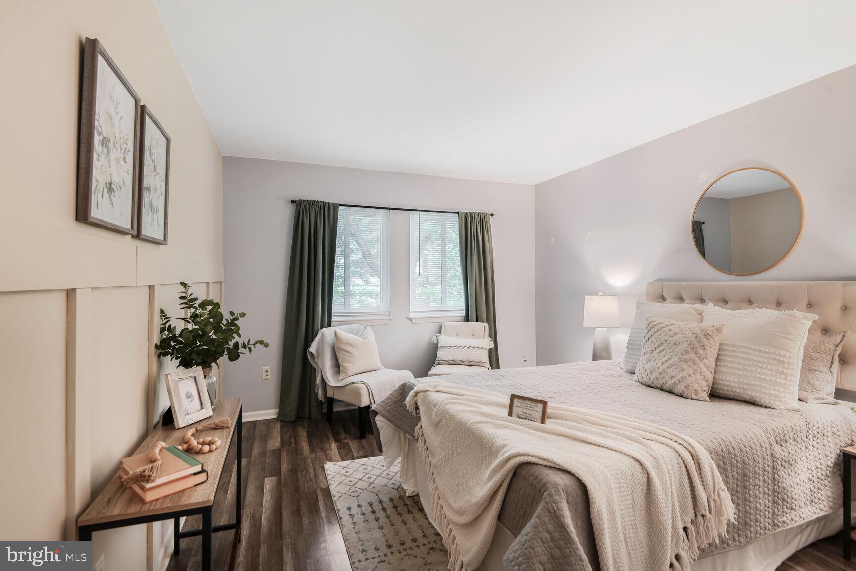 OAKLAND MILLS - Residential