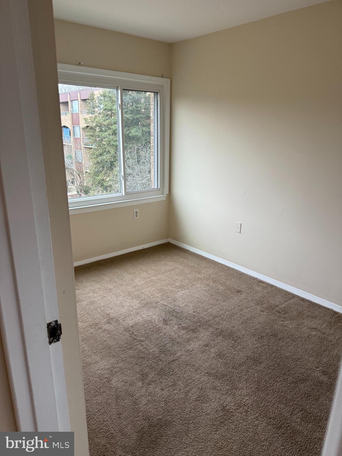 418 GIRARD STREET 302