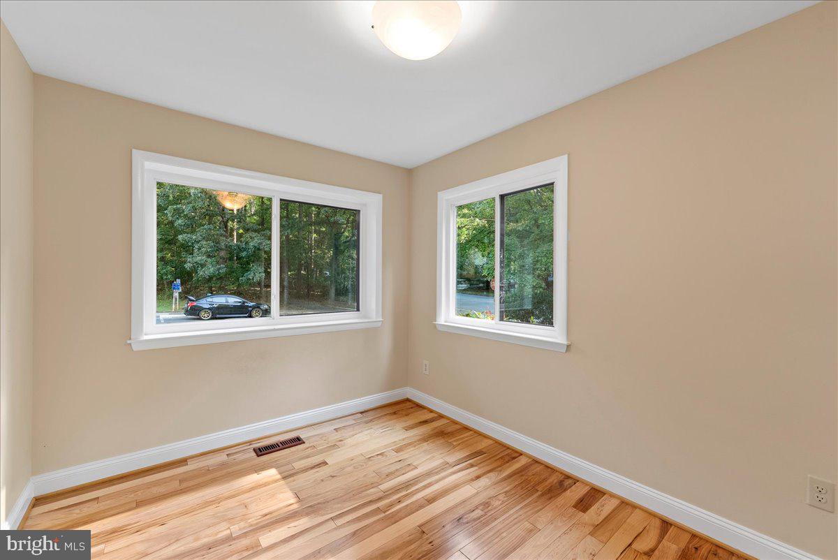 RESTON - Residential Lease