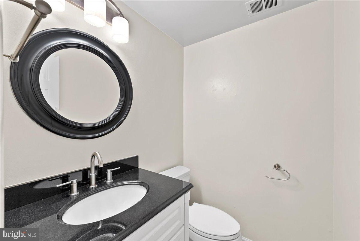 RESTON - Residential Lease