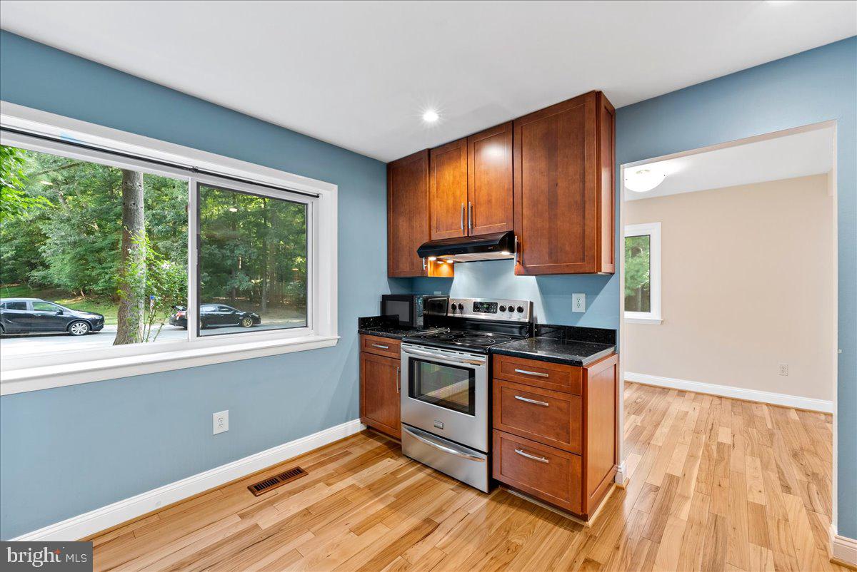 RESTON - Residential Lease