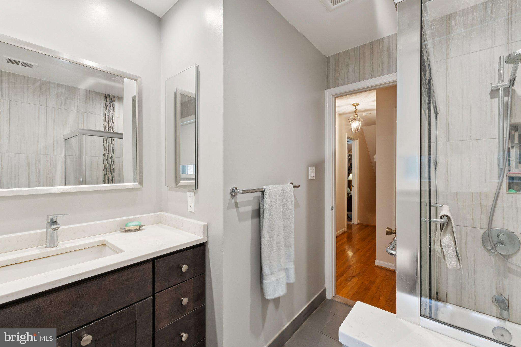 RIVER FALLS - Residential