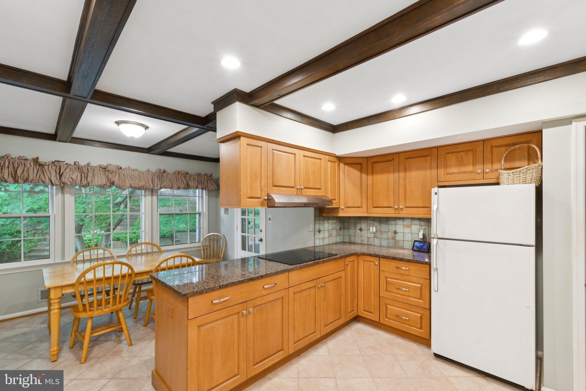 7605 HACKAMORE DRIVE