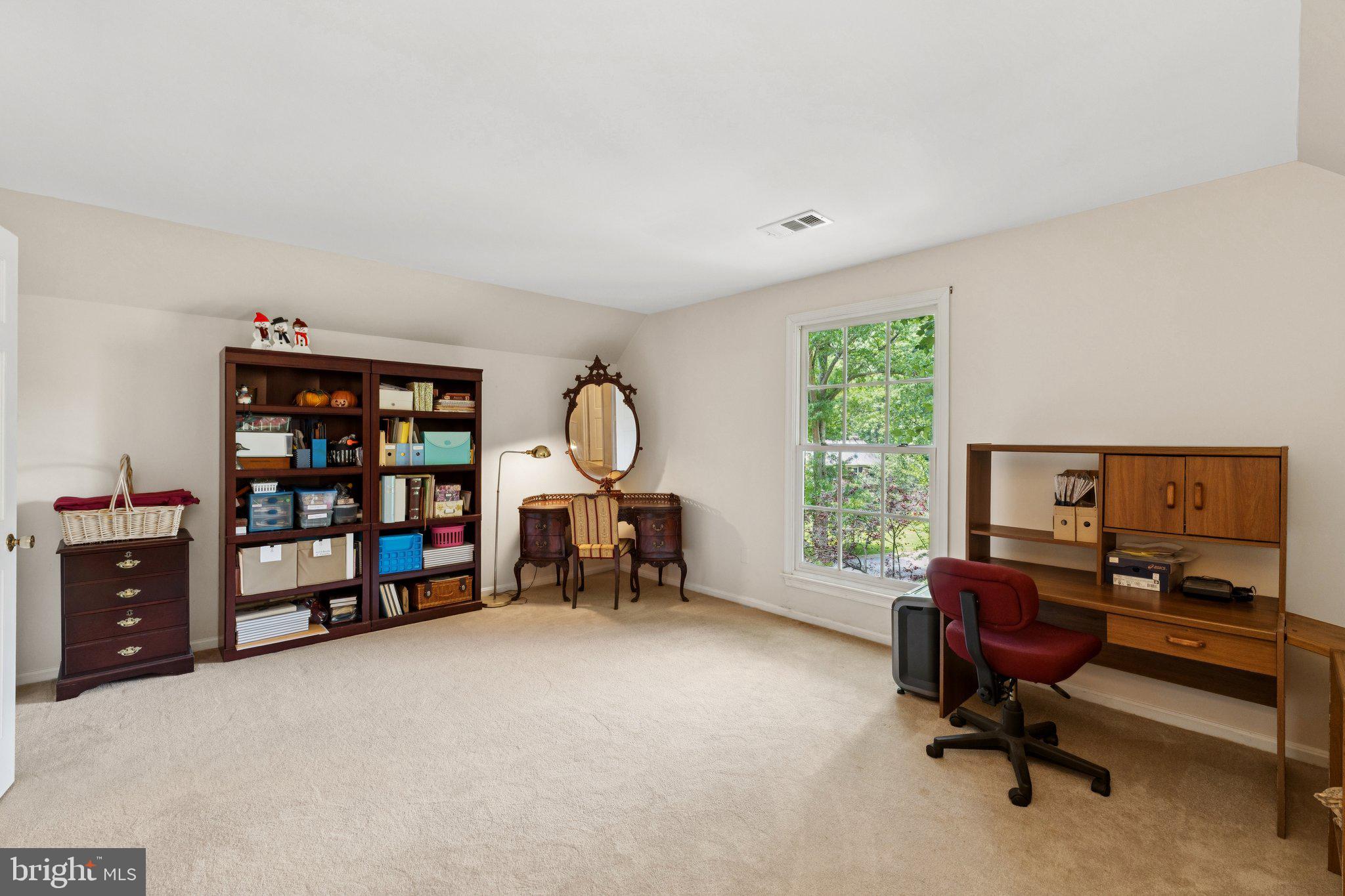 RIVER FALLS - Residential