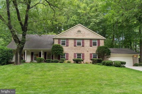 Photo of 7605 Hackamore Drive, POTOMAC, MD 20854 (MLS # MDMC2212658)