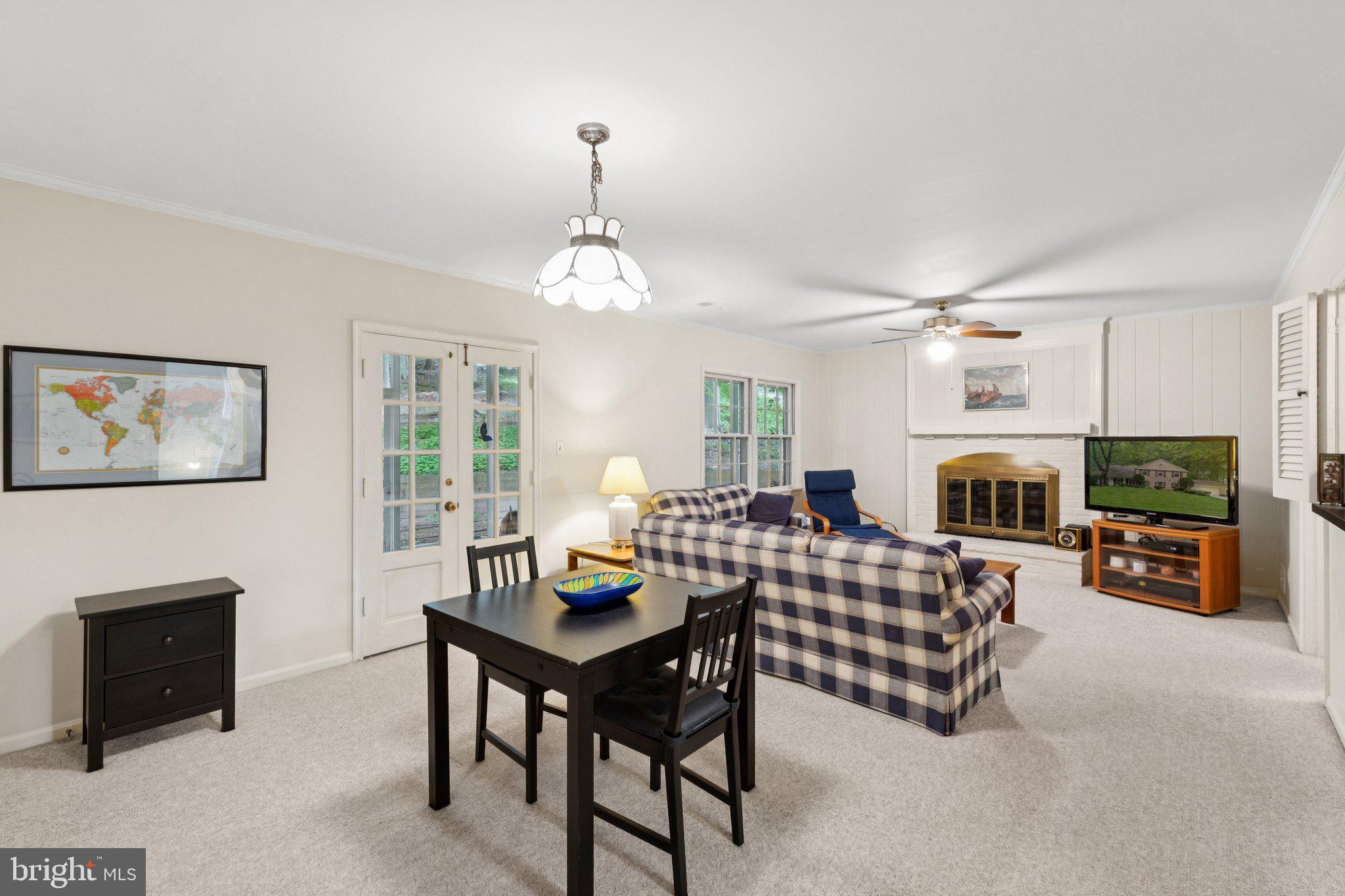 RIVER FALLS - Residential