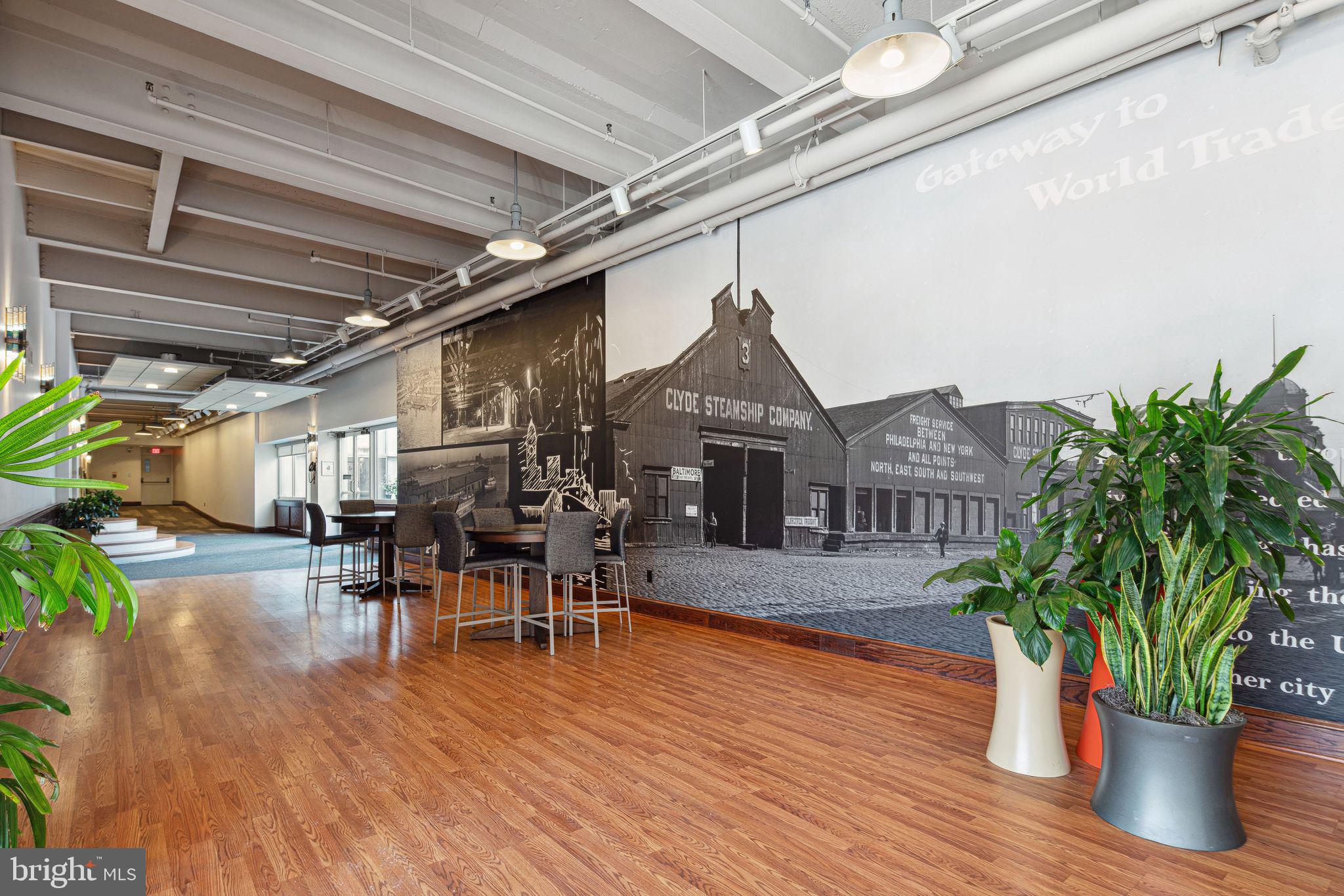 OLD CITY - Residential