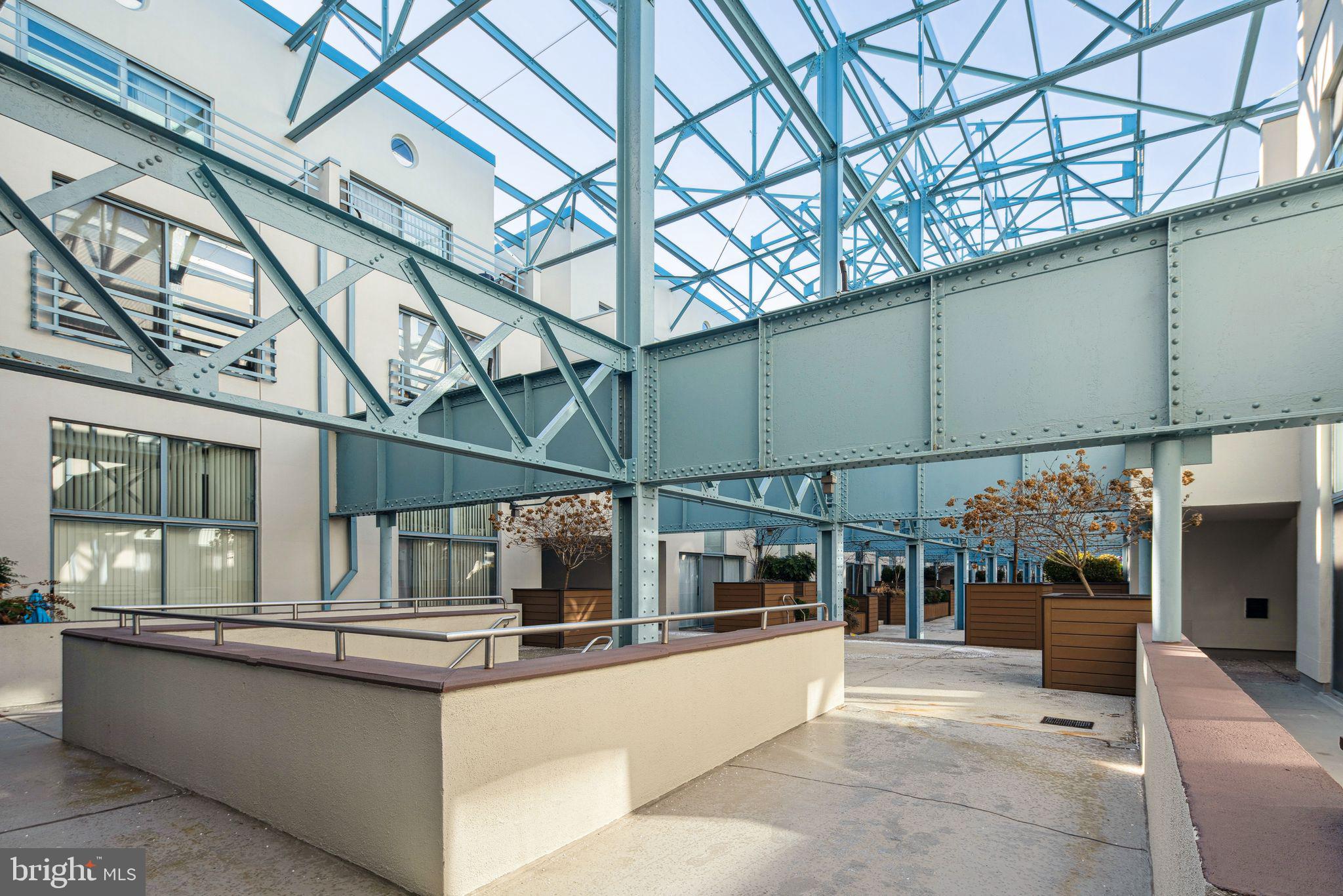 OLD CITY - Residential