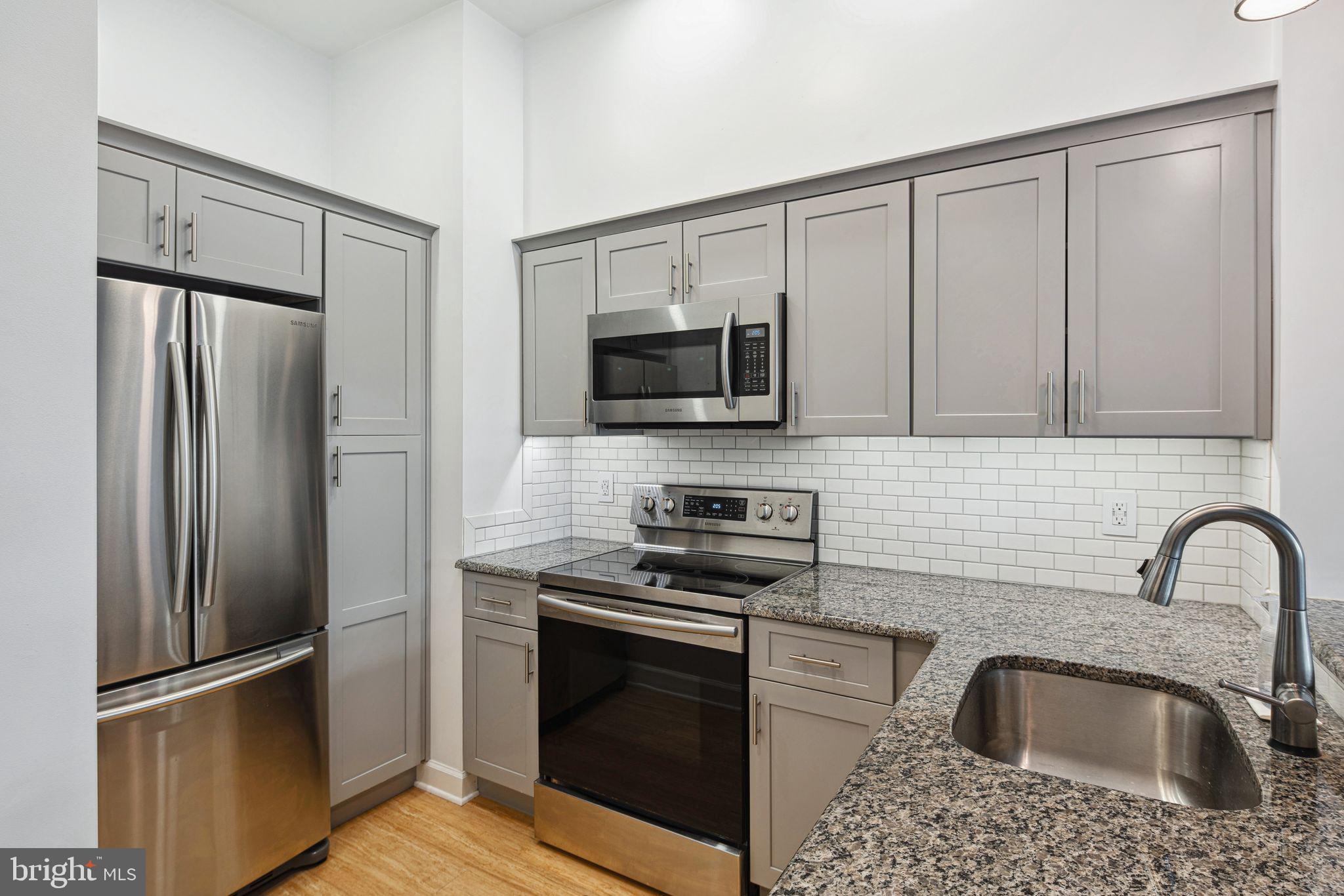 OLD CITY - Residential