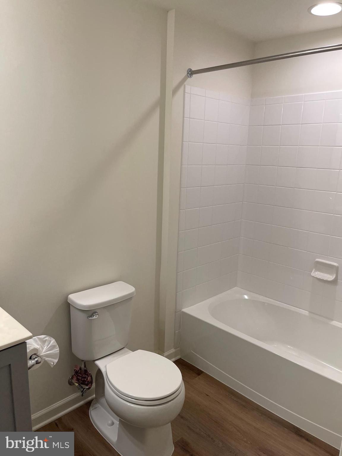 TOWNES AT TATE MANOR - Residential