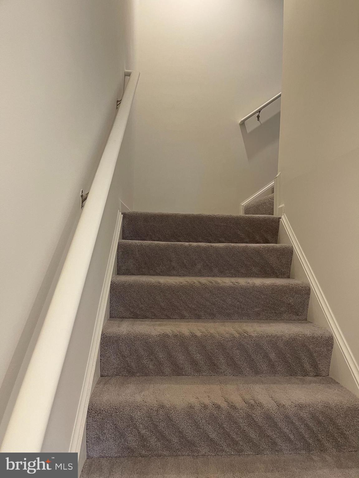 TOWNES AT TATE MANOR - Residential