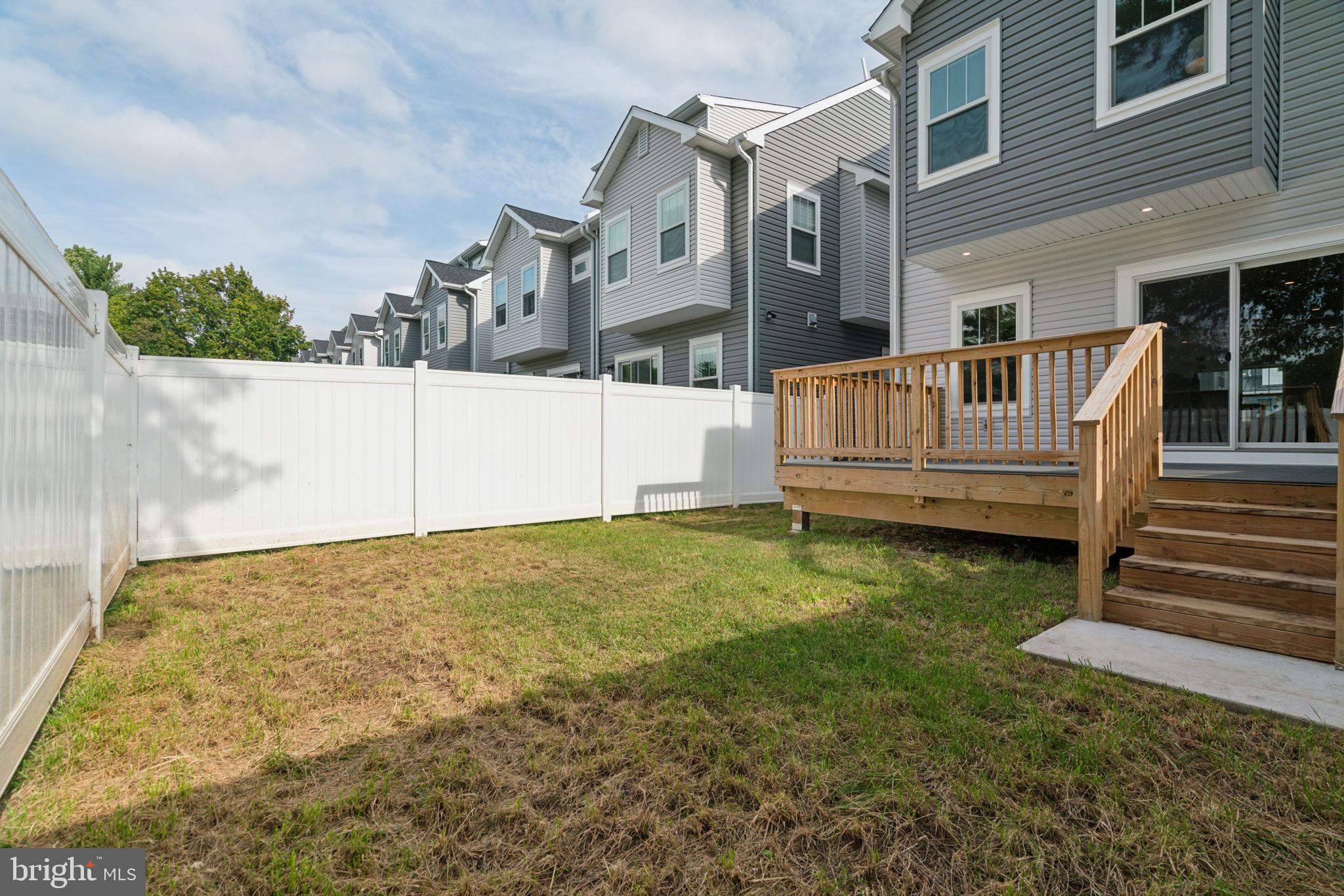 TORRESDALE MANOR - Residential
