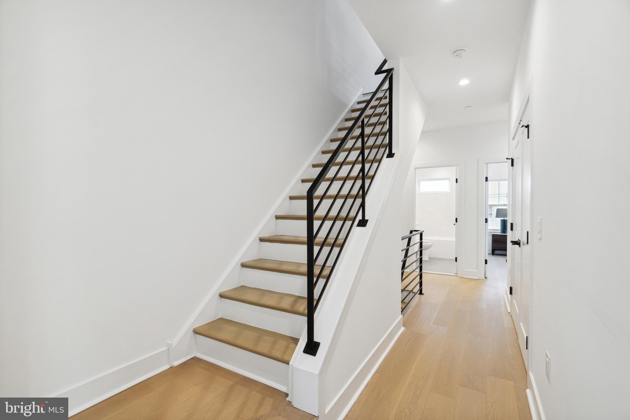 TORRESDALE MANOR - Residential