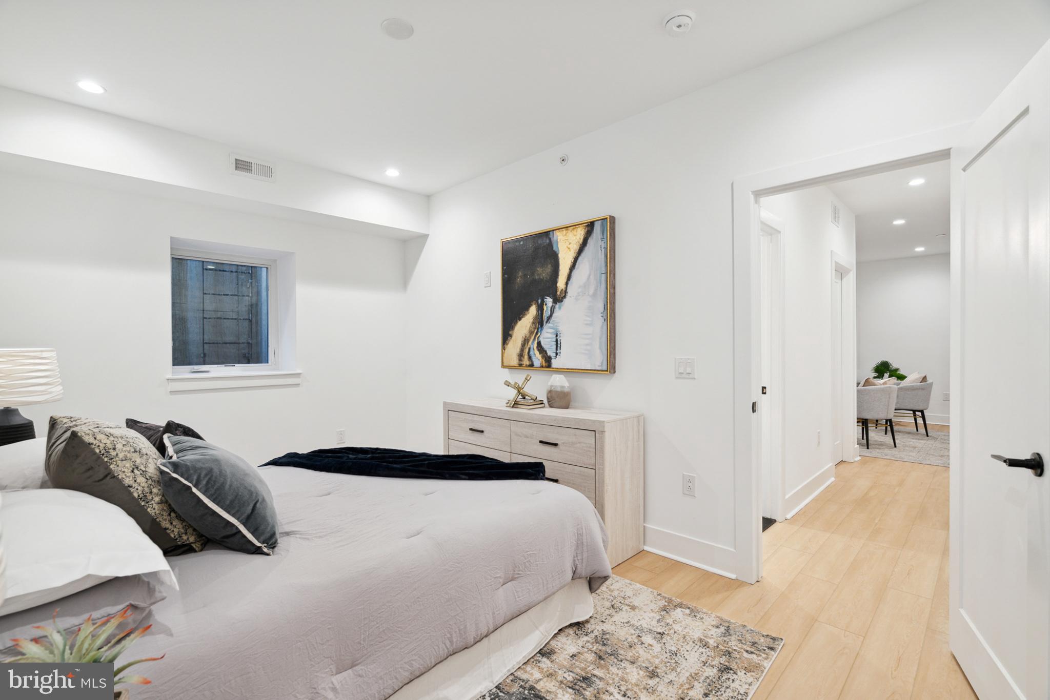 TORRESDALE MANOR - Residential