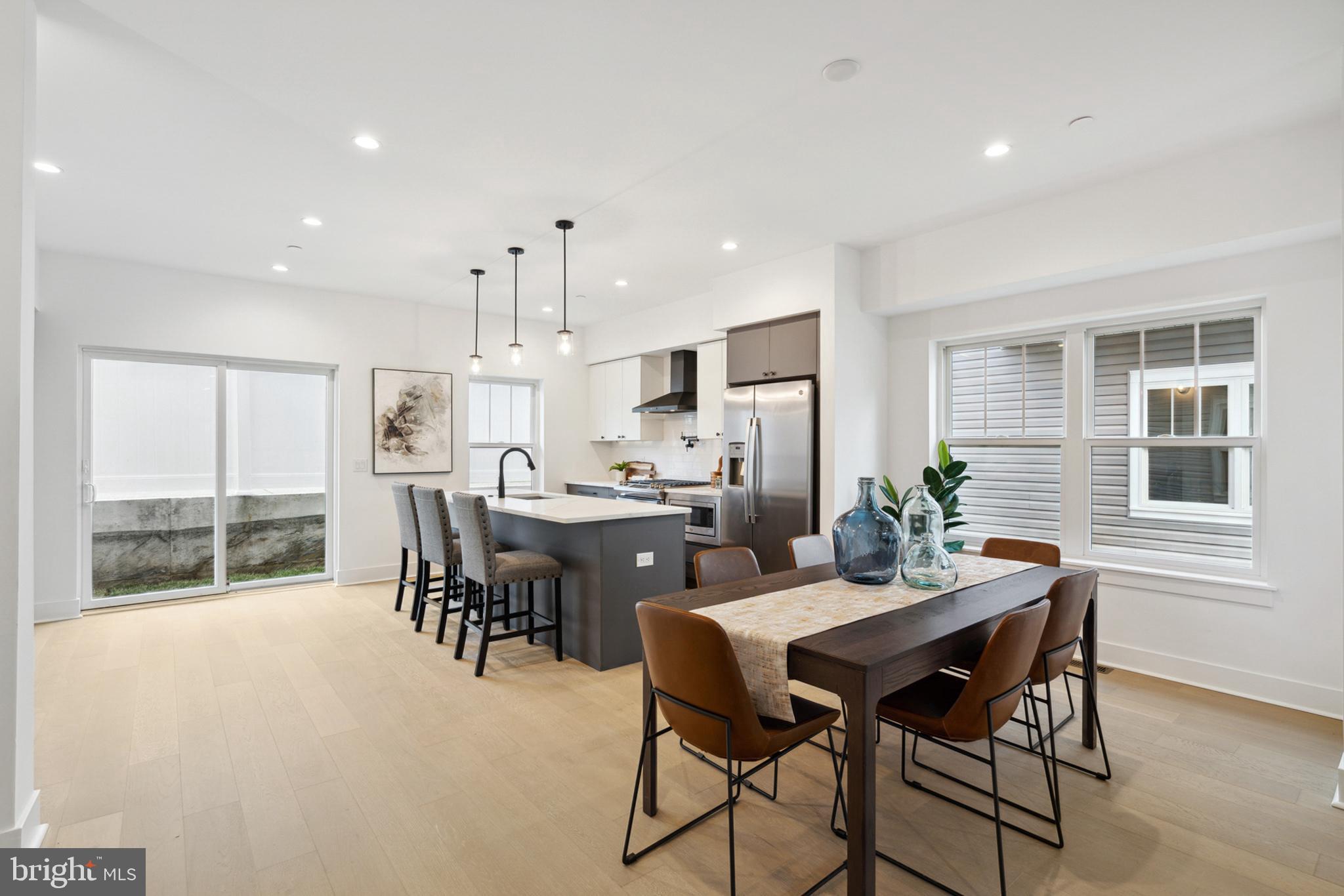 TORRESDALE MANOR - Residential