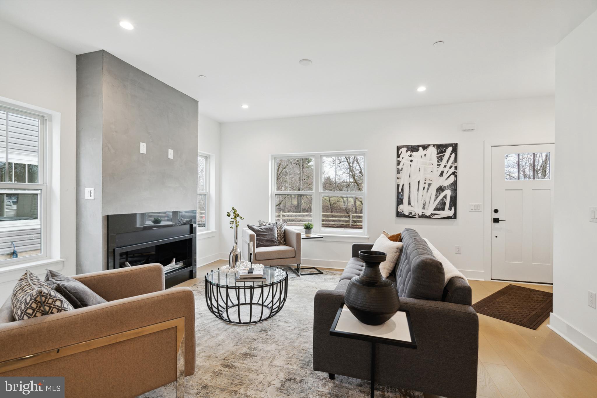 TORRESDALE MANOR - Residential