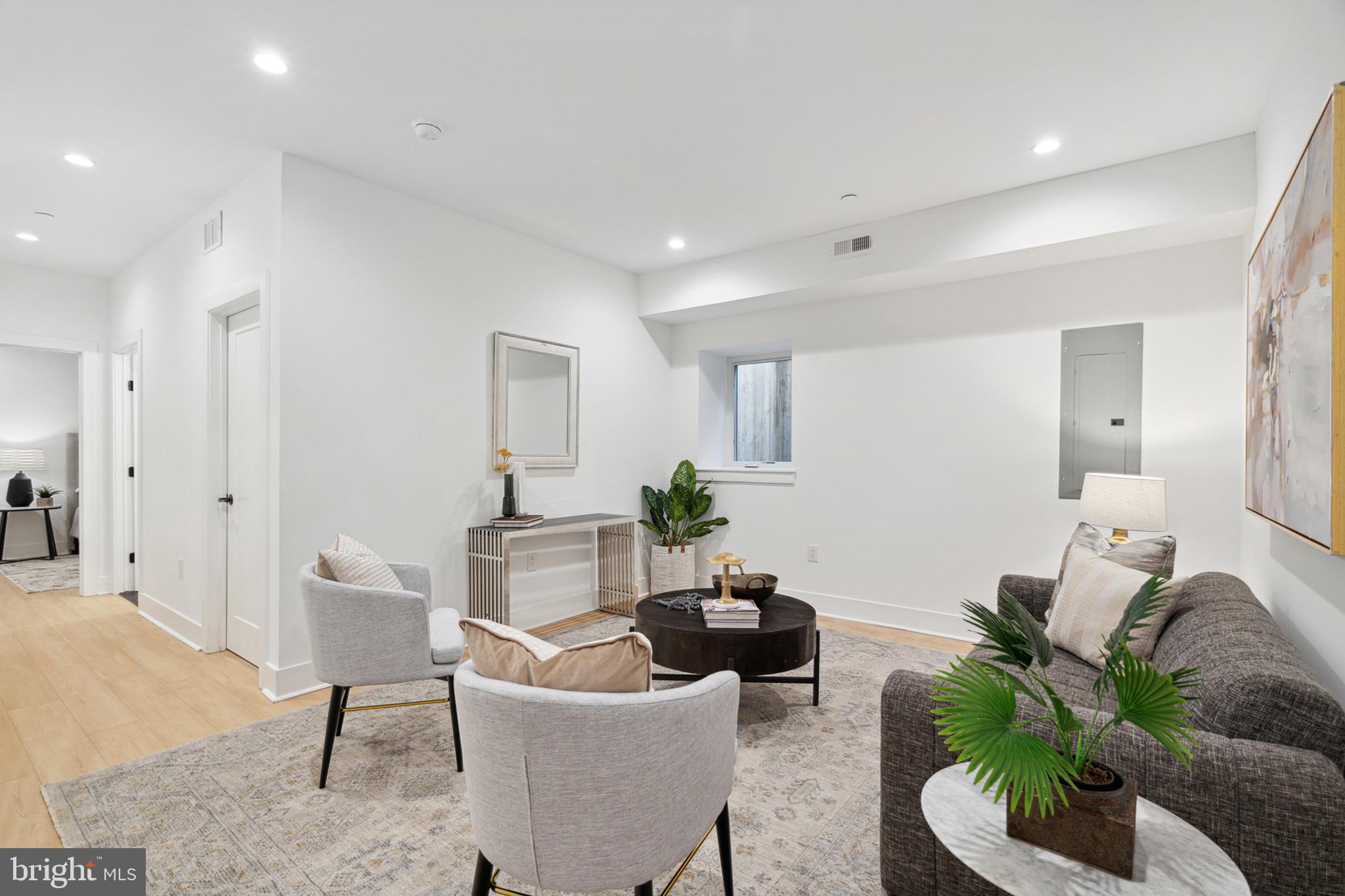 TORRESDALE MANOR - Residential