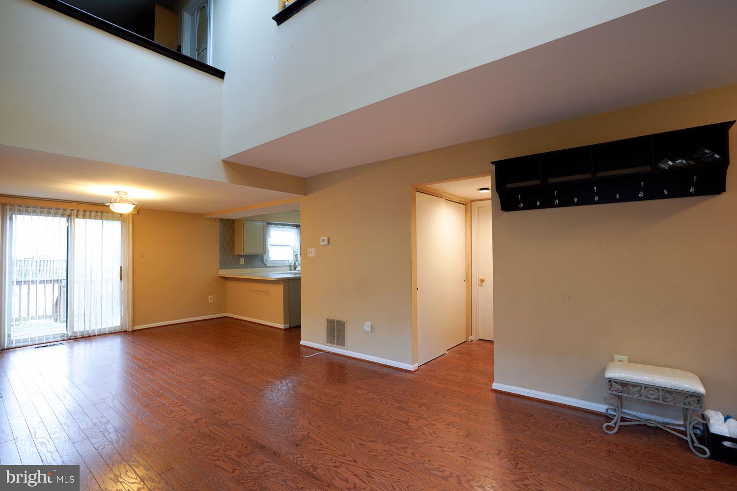 ENFIELD CHASE - Residential