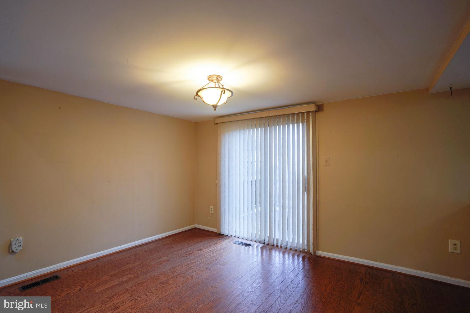 ENFIELD CHASE - Residential