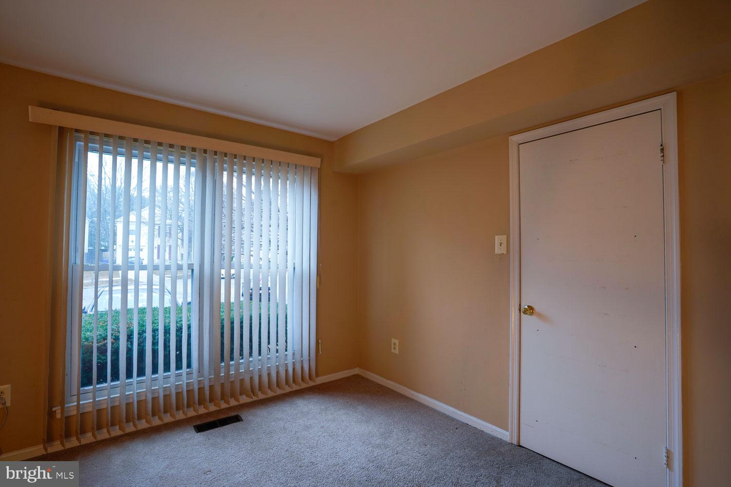 ENFIELD CHASE - Residential