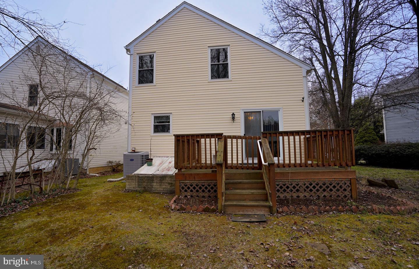 ENFIELD CHASE - Residential