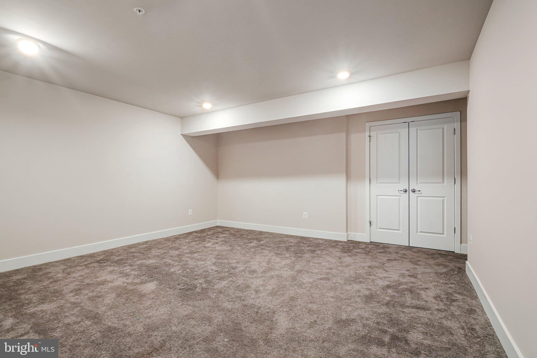 KINGSVIEW - Residential