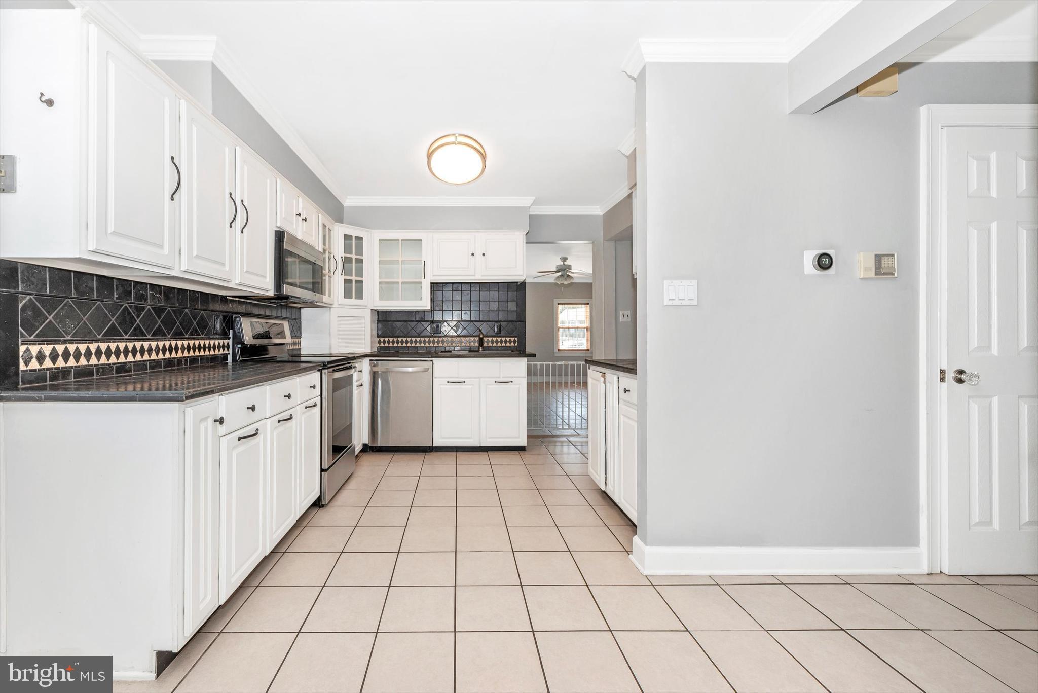 24625 LUNSFORD COURT