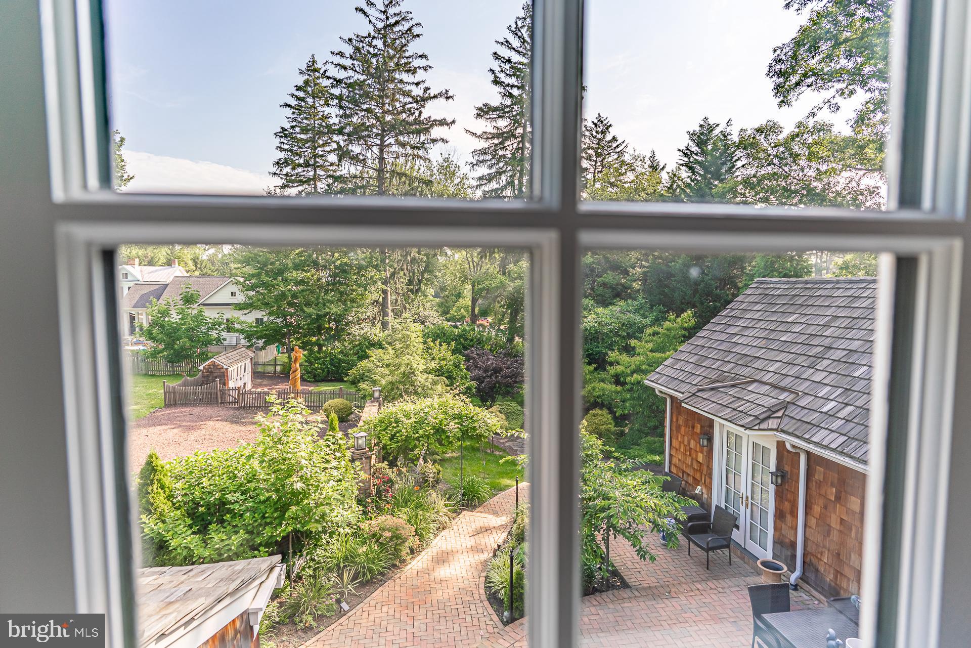 BROADMONT - Residential Lease