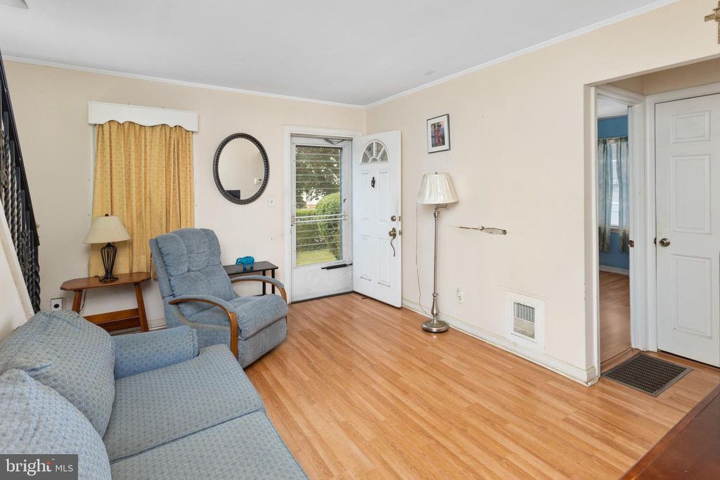 Photo of 204 Thropp Avenue, TRENTON, NJ 08610 (MLS # NJME2066106)