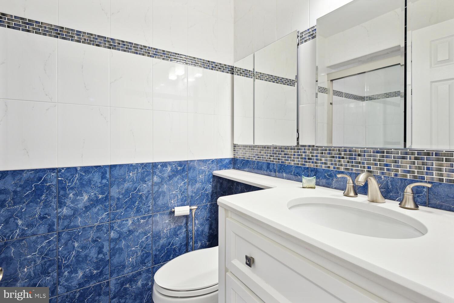 FOX HILLS - Residential