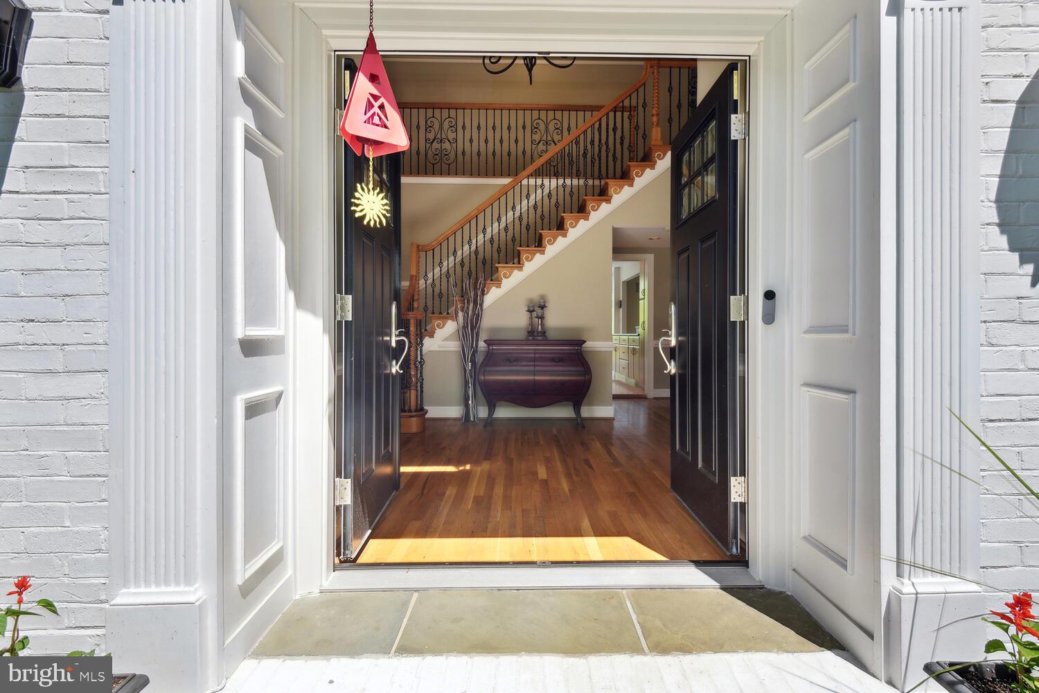 FOX HILLS - Residential