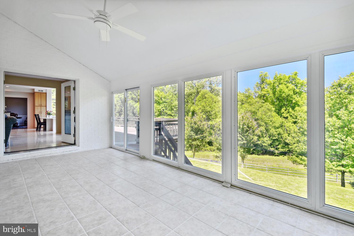 FOX HILLS - Residential