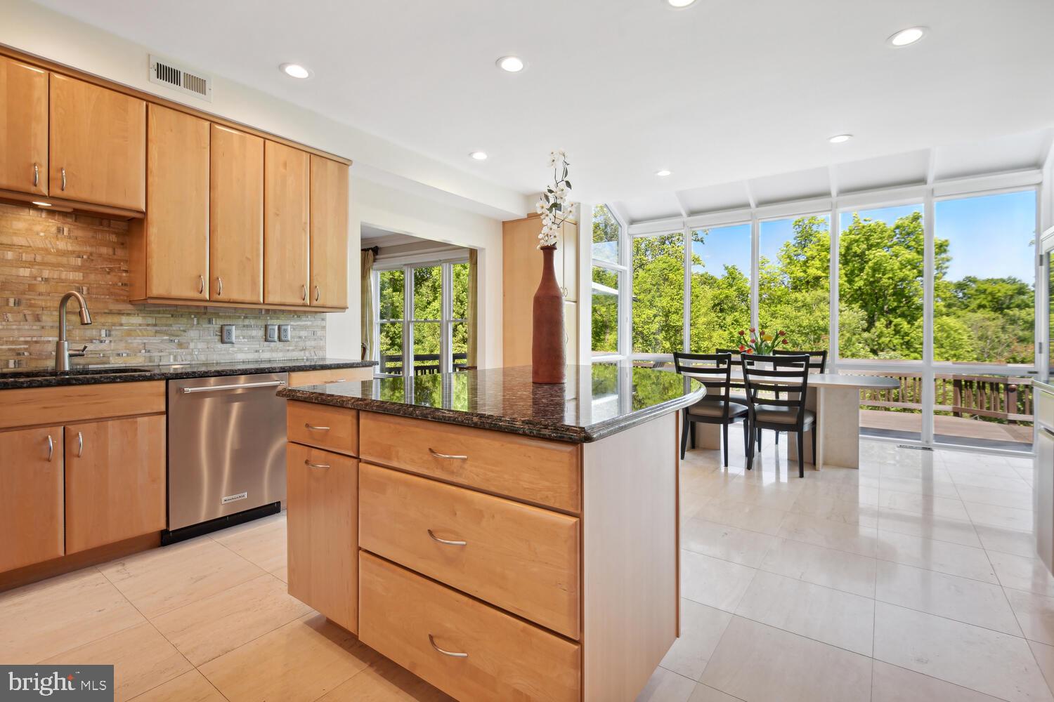 FOX HILLS - Residential