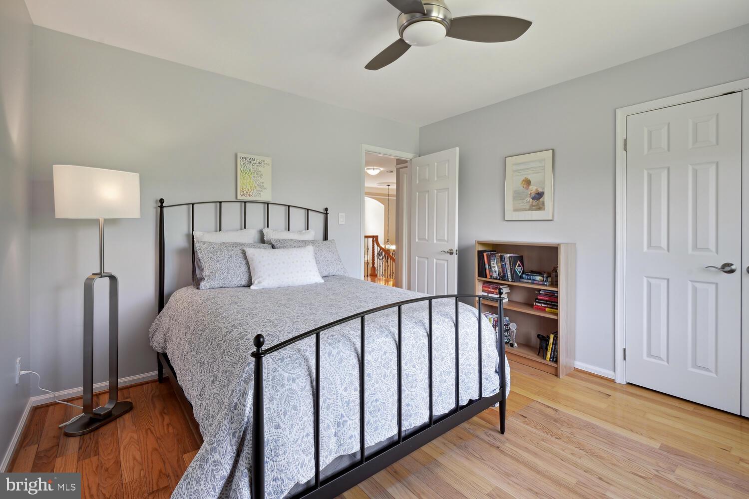 FOX HILLS - Residential