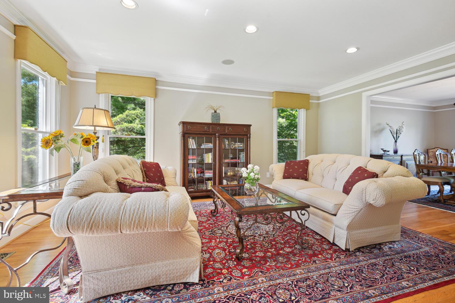 FOX HILLS - Residential