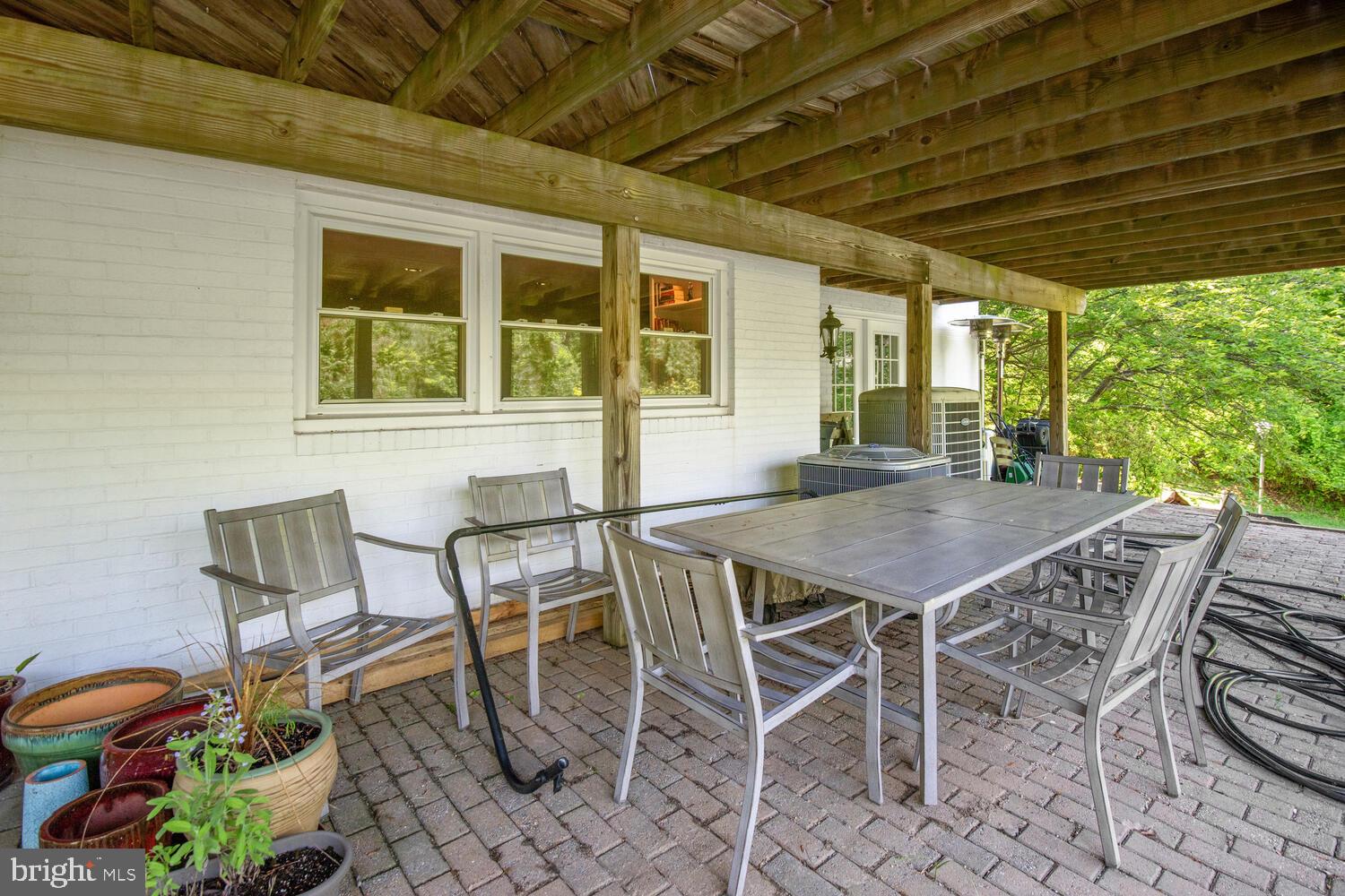 FOX HILLS - Residential