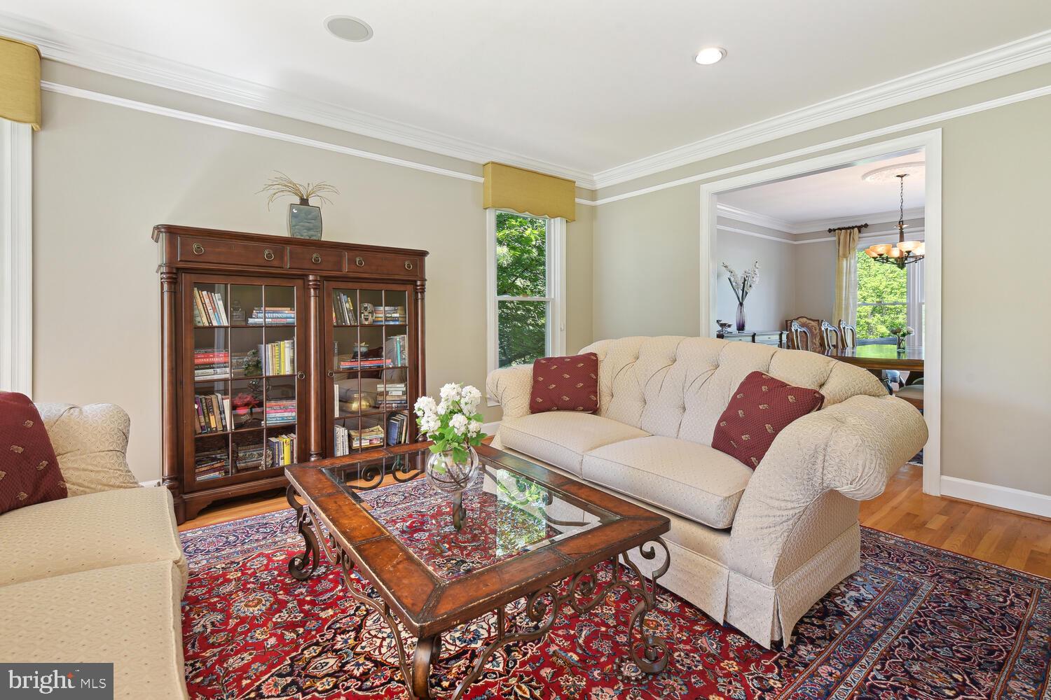 FOX HILLS - Residential