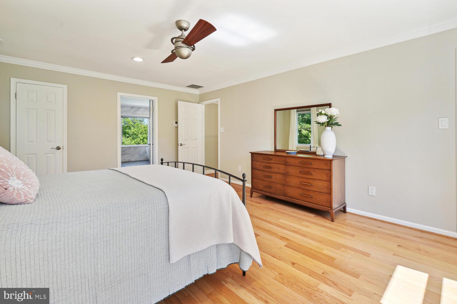 FOX HILLS - Residential